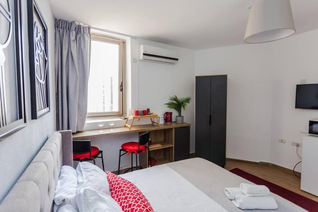 Perfectly Located Studio, Seaview, 2 Min To Sea! #6 Διαμέρισμα Τελ Αβίβ Εξωτερικό φωτογραφία